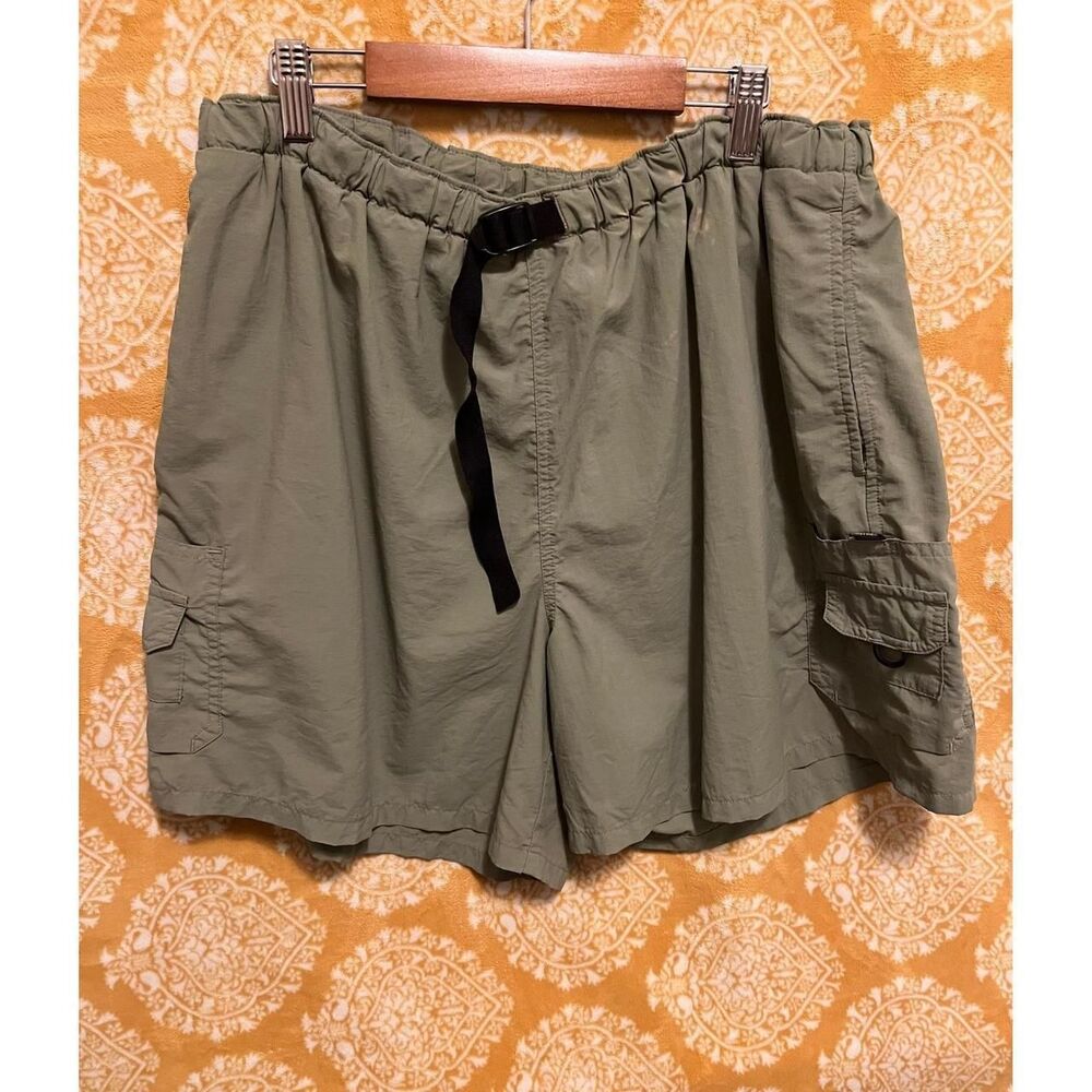 Columbia-sportswear Women's Green and Khaki Shorts